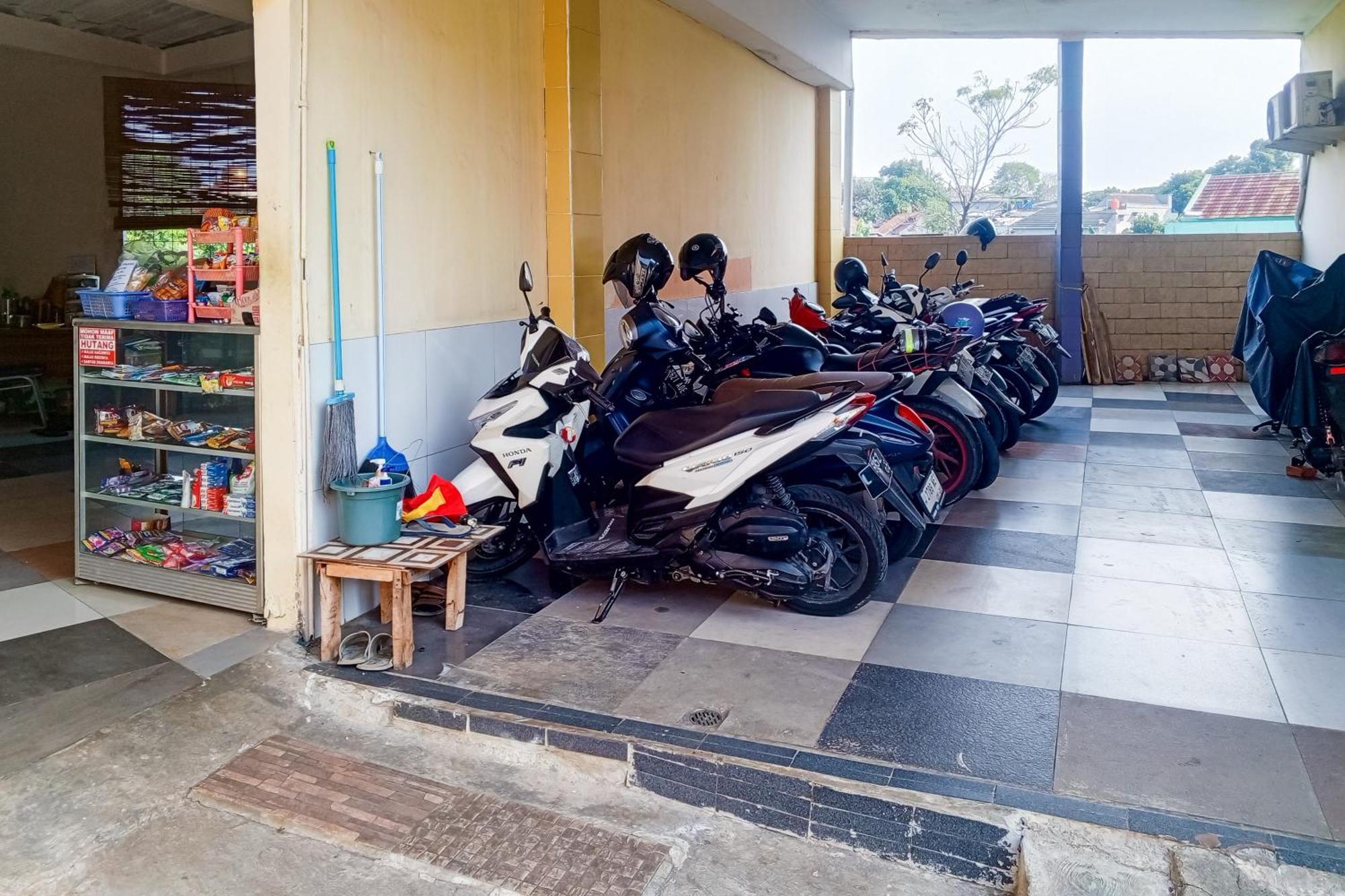 Hotel Malibu Syariah Bogor Redpartner Zewnętrze zdjęcie